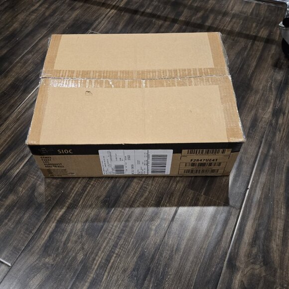 Avalon Hill Hero-Quest Game System Tabletop Board Game, Immersive Adventure Game - Picture 6 of 6